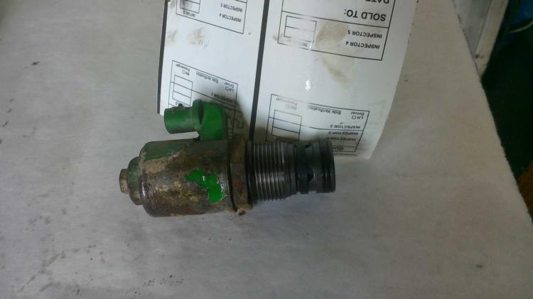 John Deere 4955 Hitch And Rockshaft Valve Re26731 Stock Number 151078 Ebay